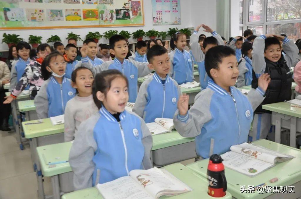 一码一肖一特一中2025，全面释义、综合解答解释落实